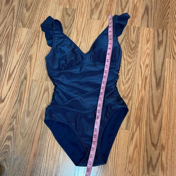 Ellen Tracy Ribbed Navy Blue Swimsuit, 8 - Picture 5 of 7